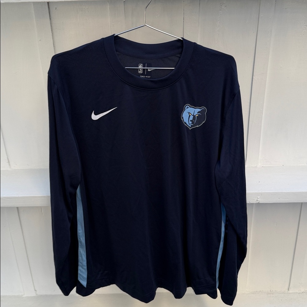 Nike Memphis Grizzlies Long sleeve dri-fit shirt. Men’s large. Never worn.
